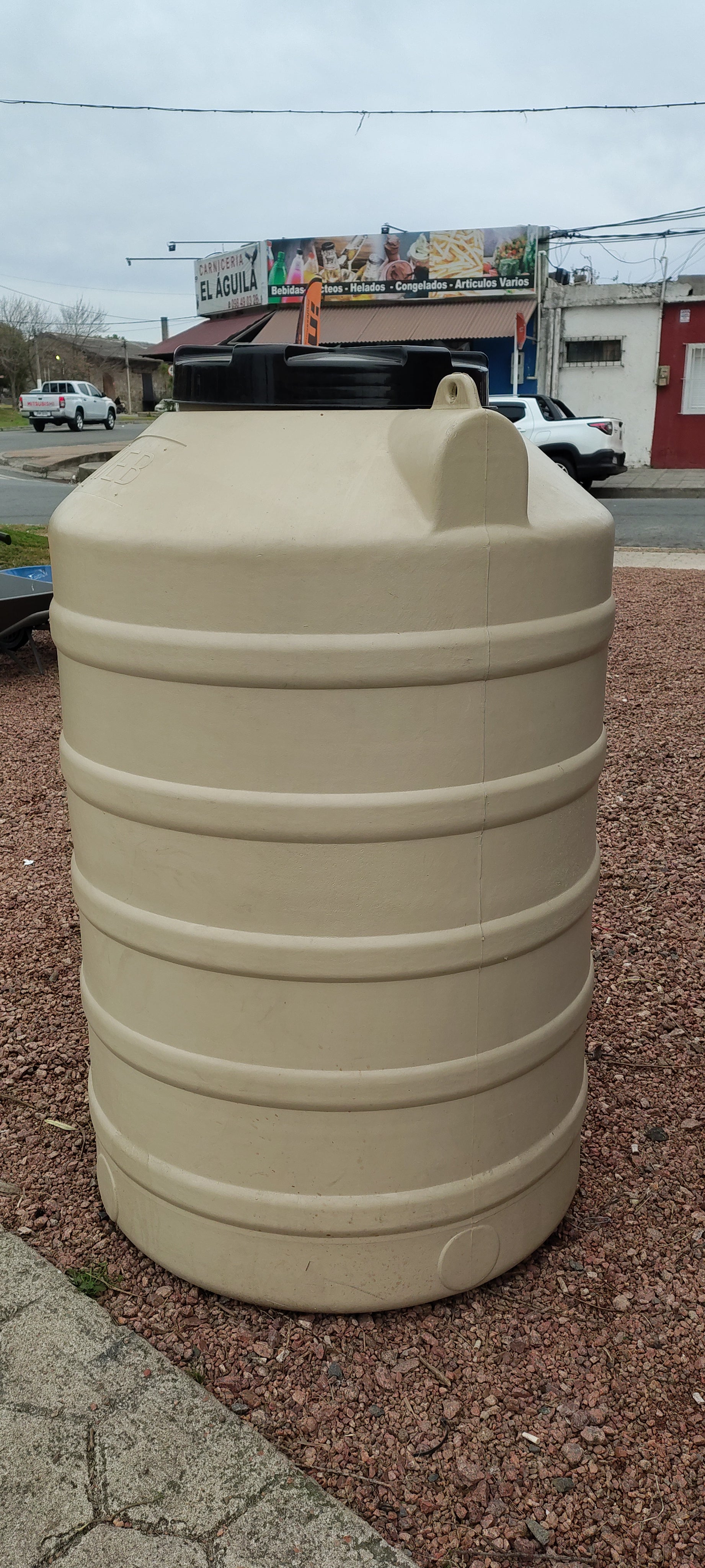 Tanque de Agua Web 600L